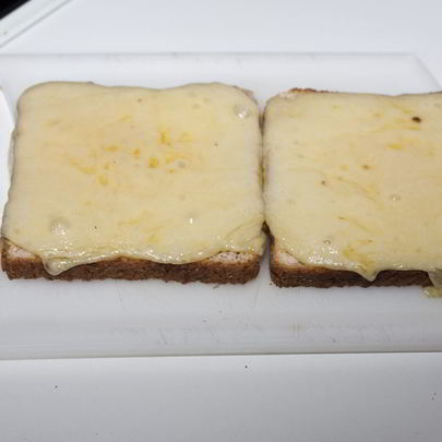 Тосты с сыром