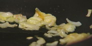 тосты с цукини, сыром и луком