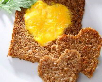 Тосты с яичной начинкой