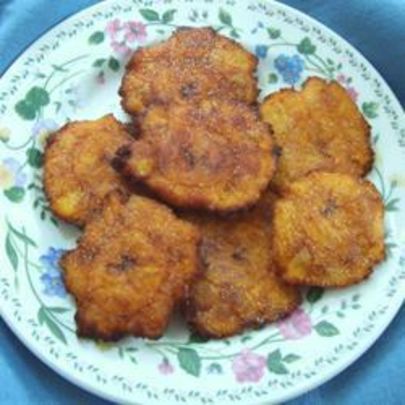 Жареные плантаны Тостонес