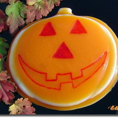 Тыквенно-молочное желе Светильник Джека