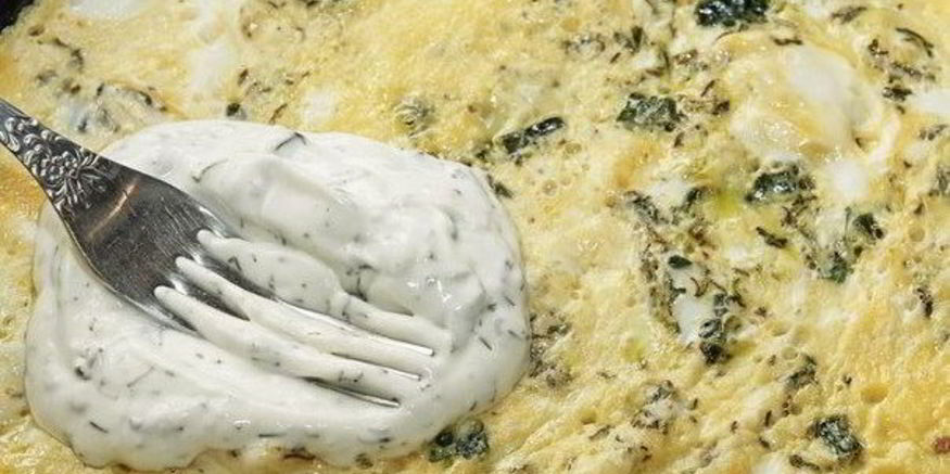 Рецепт яичницы по-азербайджански с зеленью