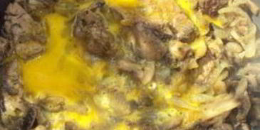 яичница с печенкой