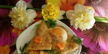 яичница в блинном конвертике