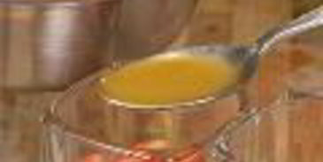 апельсиновое заливное с клубникой