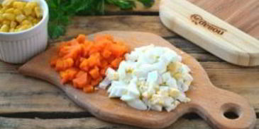 овощное заливное в яичной скорлупе