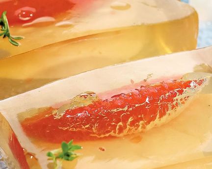 Заливное из грудки индейки