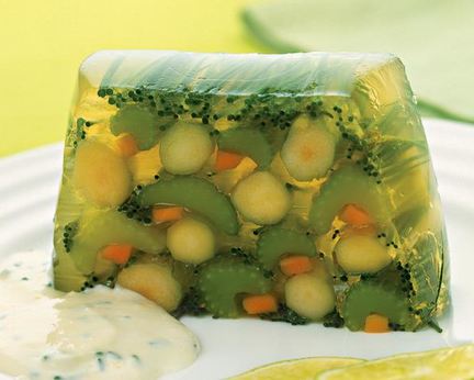 Заливное из сельдерея, моркови и спаржи
