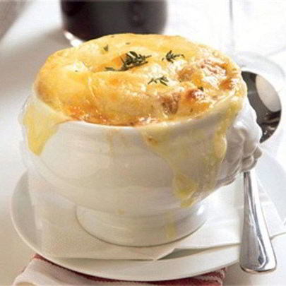 Куриный жюльен с грибами и твердым сыром