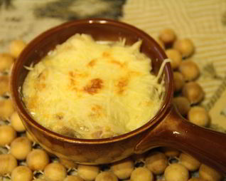 Русский жульен с грибами на сливках