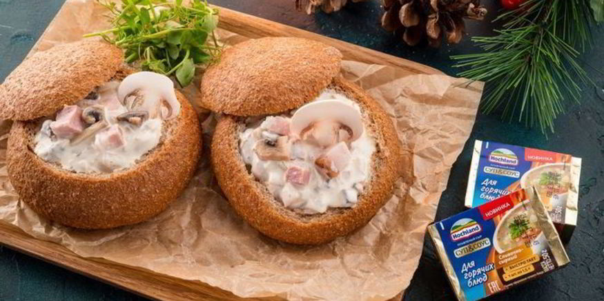 Рецепт сытного мясного жульена в булочке