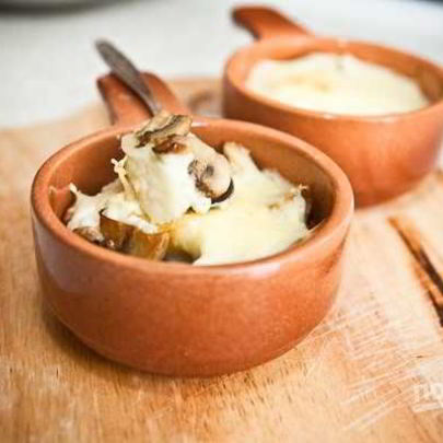 Жульен из шампиньонов классический