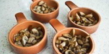 жульен из шампиньонов классический