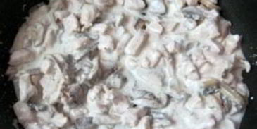 жульен на сковороде