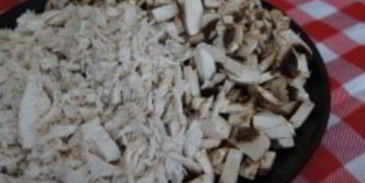 жюльен из курицы в горшочках