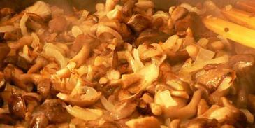 жюльен с куриным филе и грибами