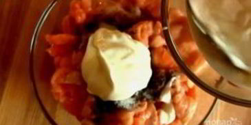 жюльен с рыбой в батоне