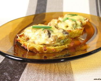 Жюльен в картофельных кокотницах